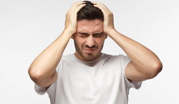 Επίμονος πονοκέφαλος; Δώστε προσοχή!-Μπορεί να είναι ενδοκρανιακή υπέρταση